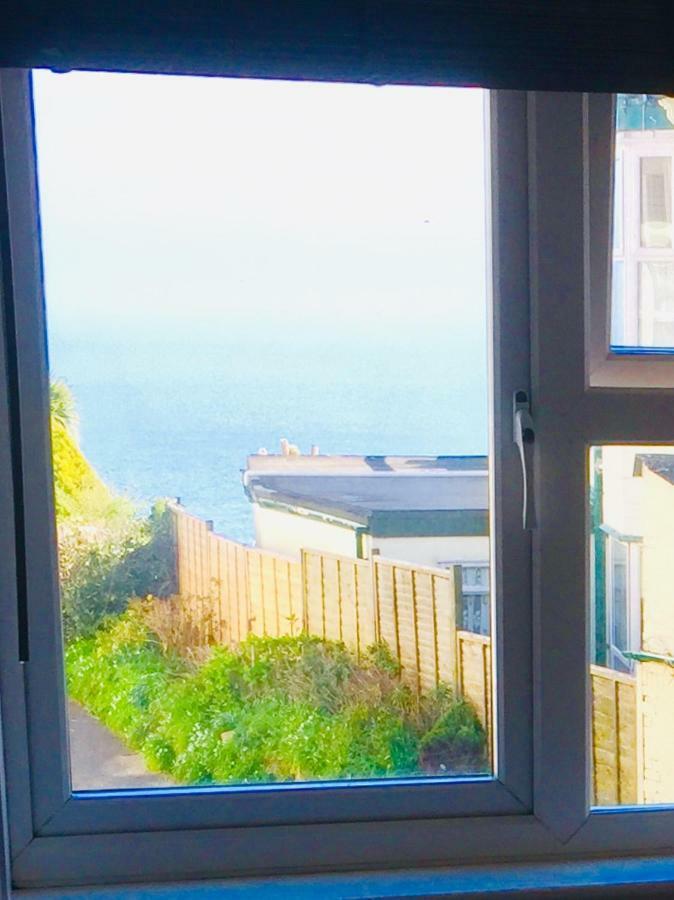 Cliff Top Apartment 3 Bedroom Shanklin Esterno foto