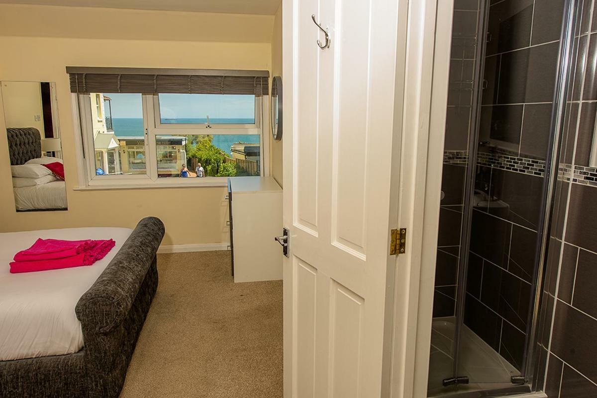 Cliff Top Apartment 3 Bedroom Shanklin Esterno foto